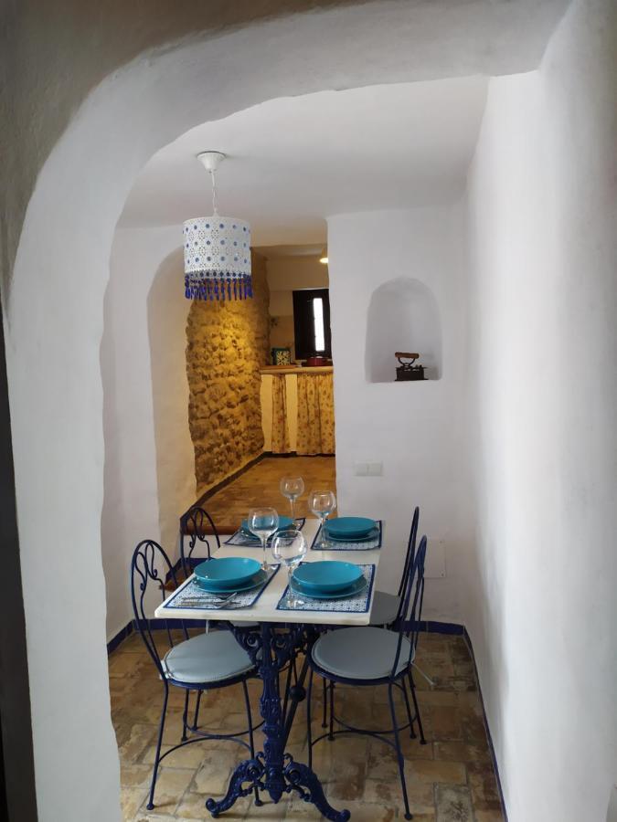 El Escondite De Martina, Casa Rural Romantica Setenil De Las Bodegas Exteriör bild